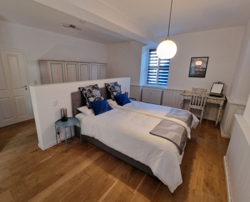 Das alte Pfarrhaus - Hauptschlafzimmer Org